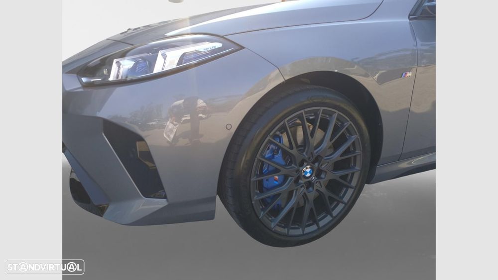 BMW M235i Gran Coupé xDrive — fotografia 17