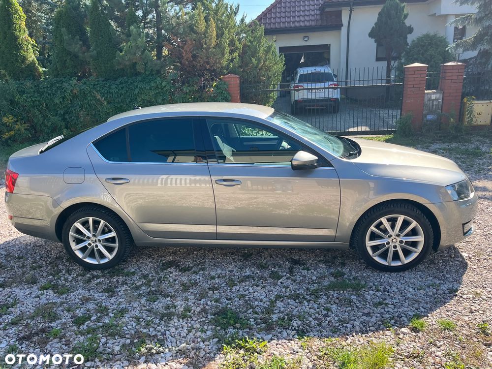Skoda Octavia 1.4 TSI Style DSG - 4