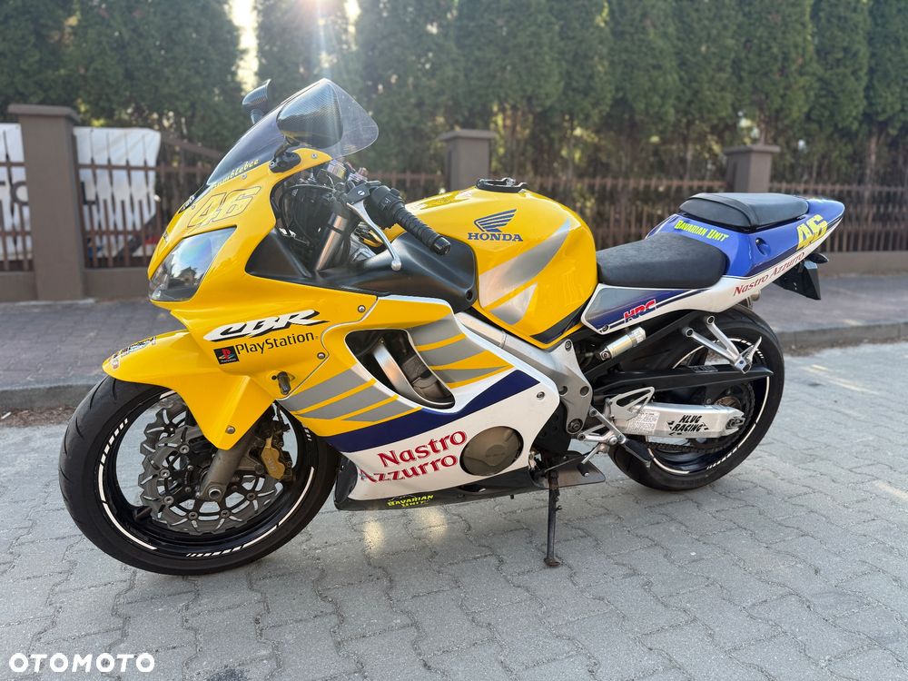 Honda CBR - 23
