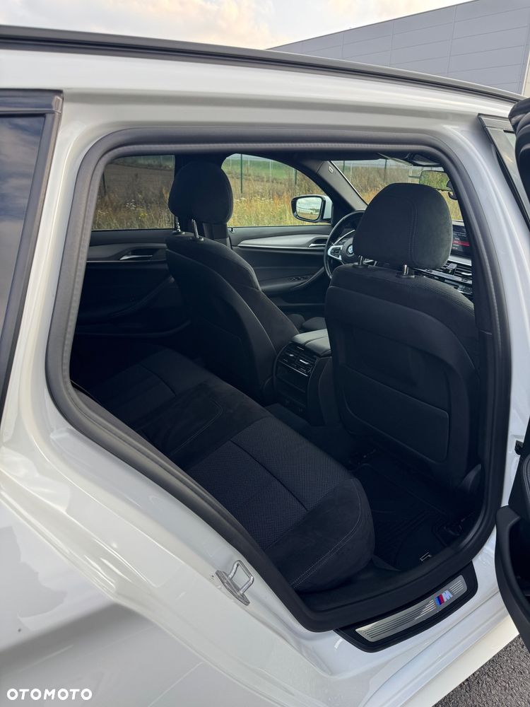 BMW Seria 5 - 29