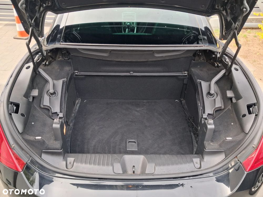 Peugeot 308 CC - 13