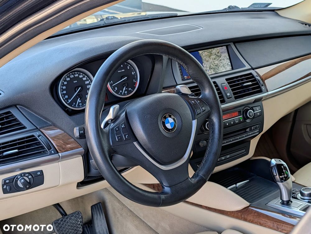 BMW X6 - 14