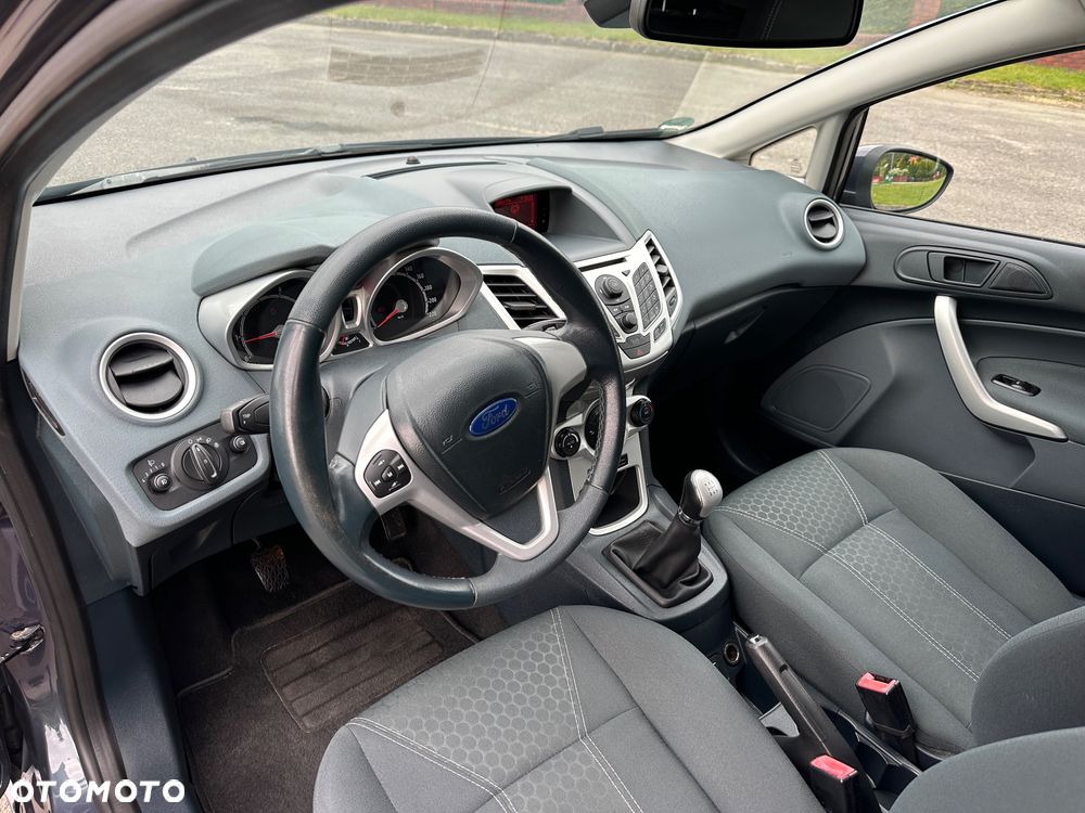 Ford Fiesta 1.25 Titanium EU5 - 21
