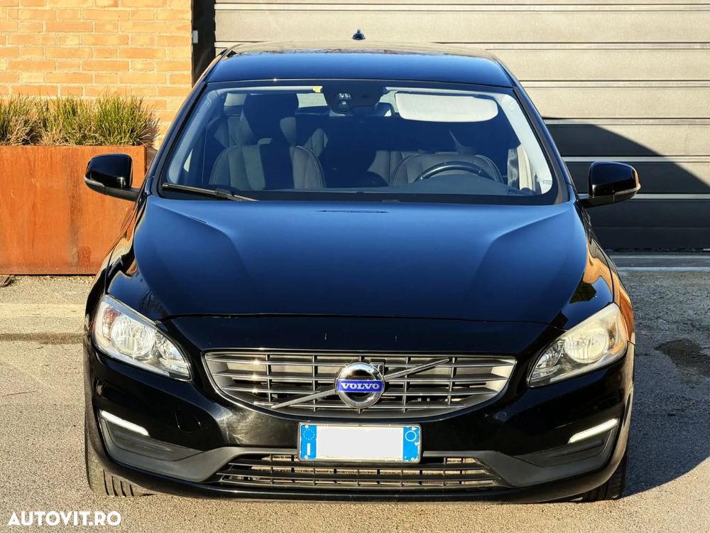 Volvo V60 D2 ECO Start-Stop Momentum - 2