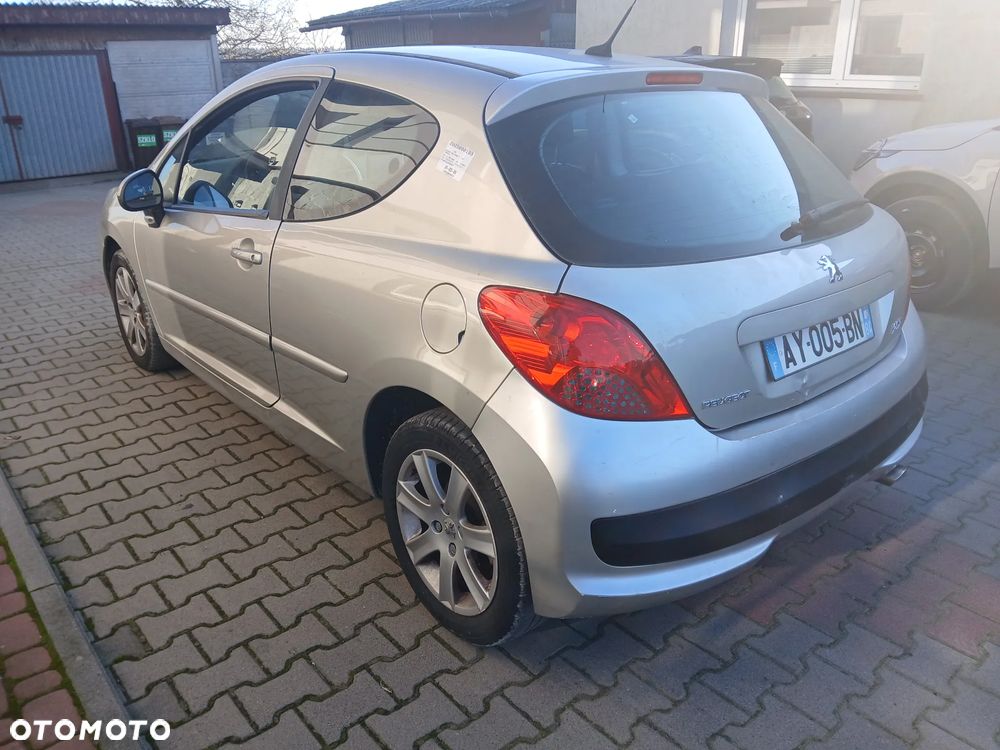 Peugeot 207 110 Sport - 5