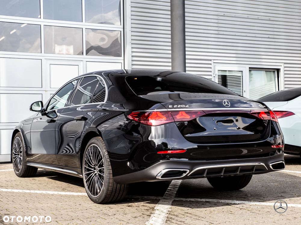 Mercedes-Benz Klasa E 220 d mHEV AMG 9G-Tronic - 5