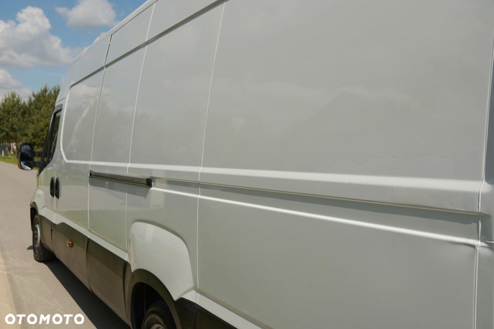 Iveco DAILY/MROZNIA/CHLODNIA/THERMO KING/3.0 /L4H2 - 28