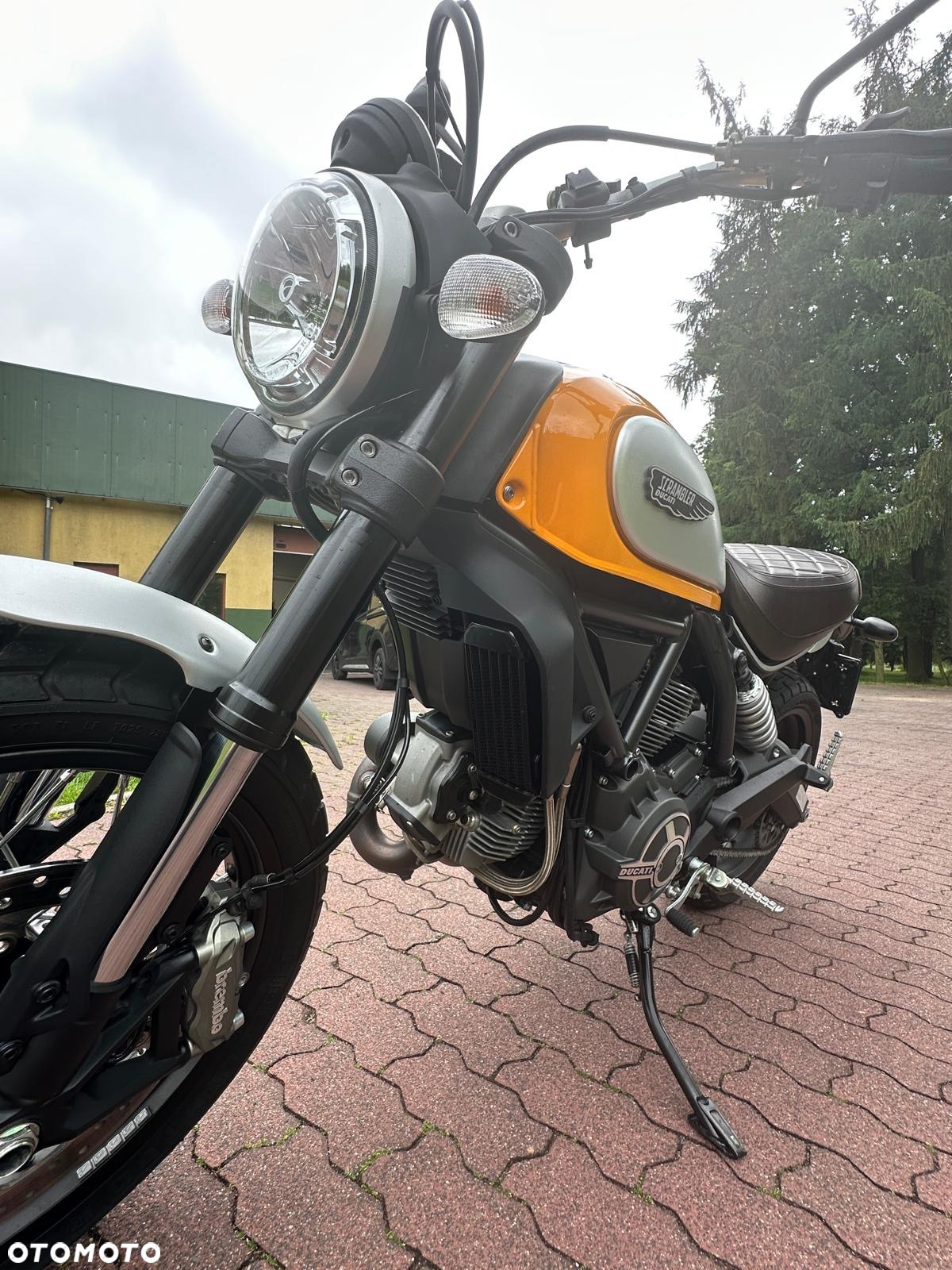 Ducati Scrambler - 9