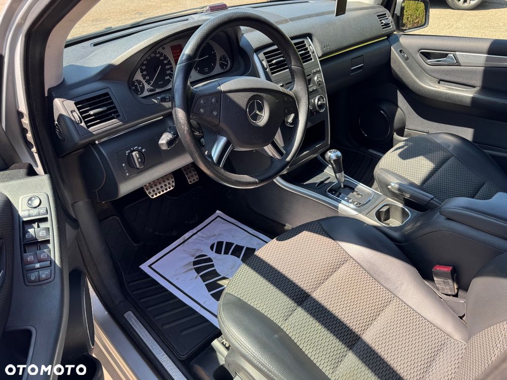 Mercedes-Benz Klasa B 200 CDI Autotronic Special Edition - 19