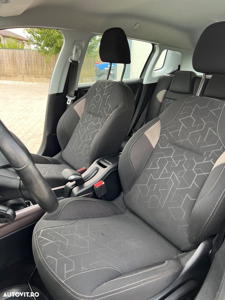 Peugeot 2008 1.2 VTi Active - 14