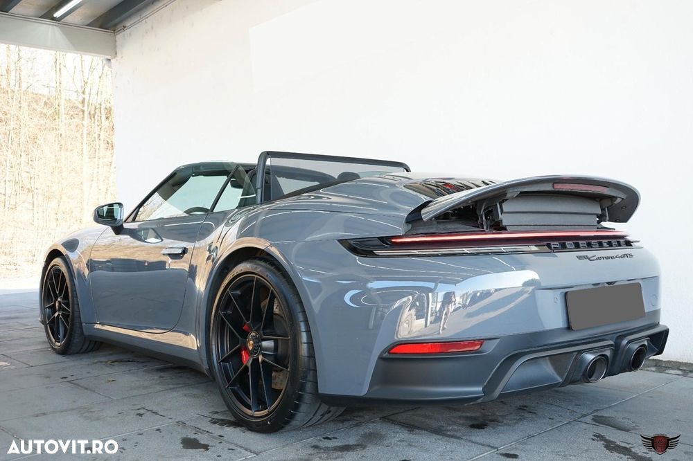 Porsche 911 Carrera GTS T-Hybrid - 3