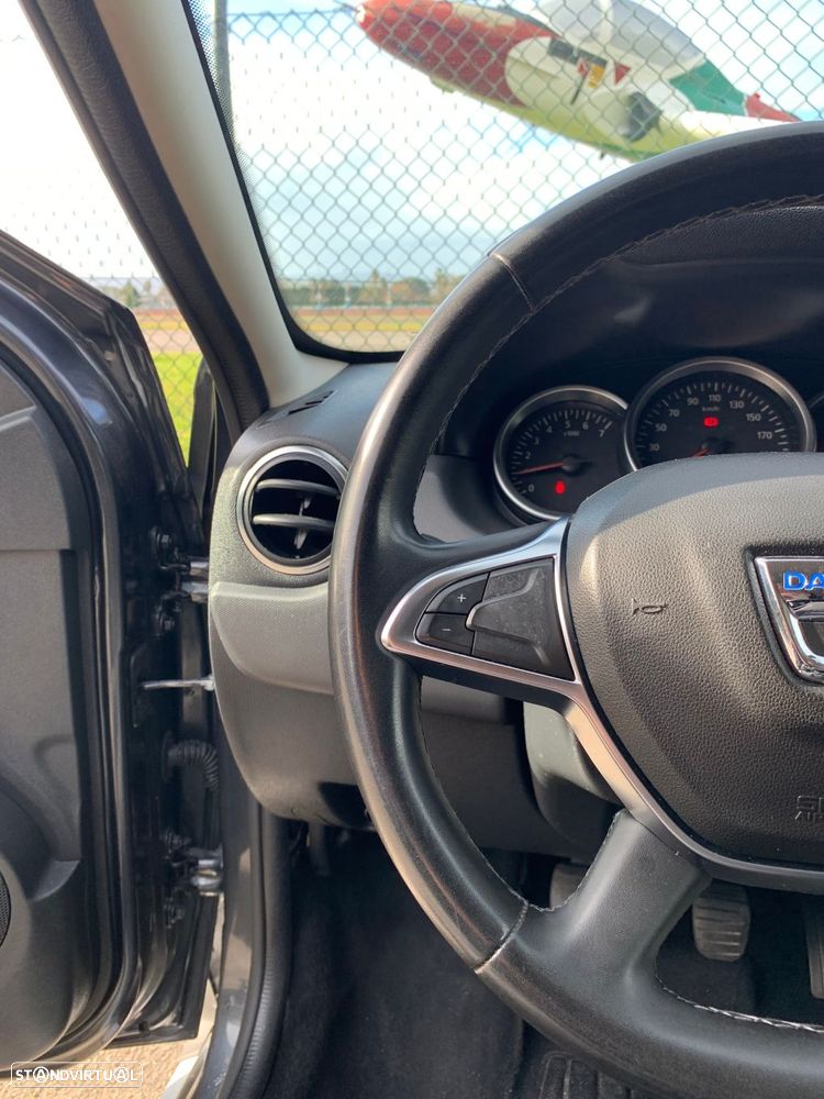 Dacia Duster 1.5 dCi SL Urban Explorer - 26