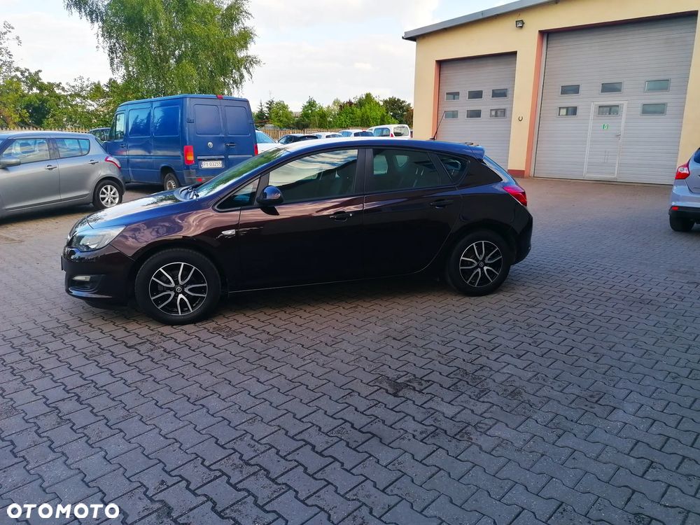 Opel Astra - 22