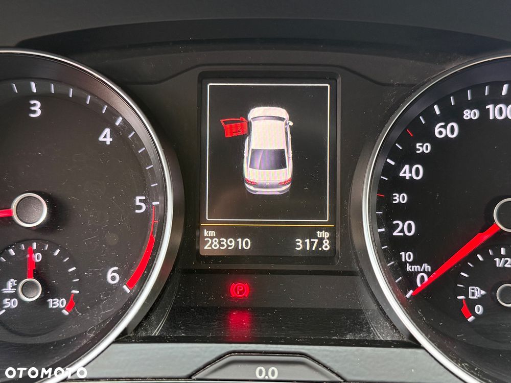 Volkswagen Passat 2.0 TDI BMT Comfortline - 9