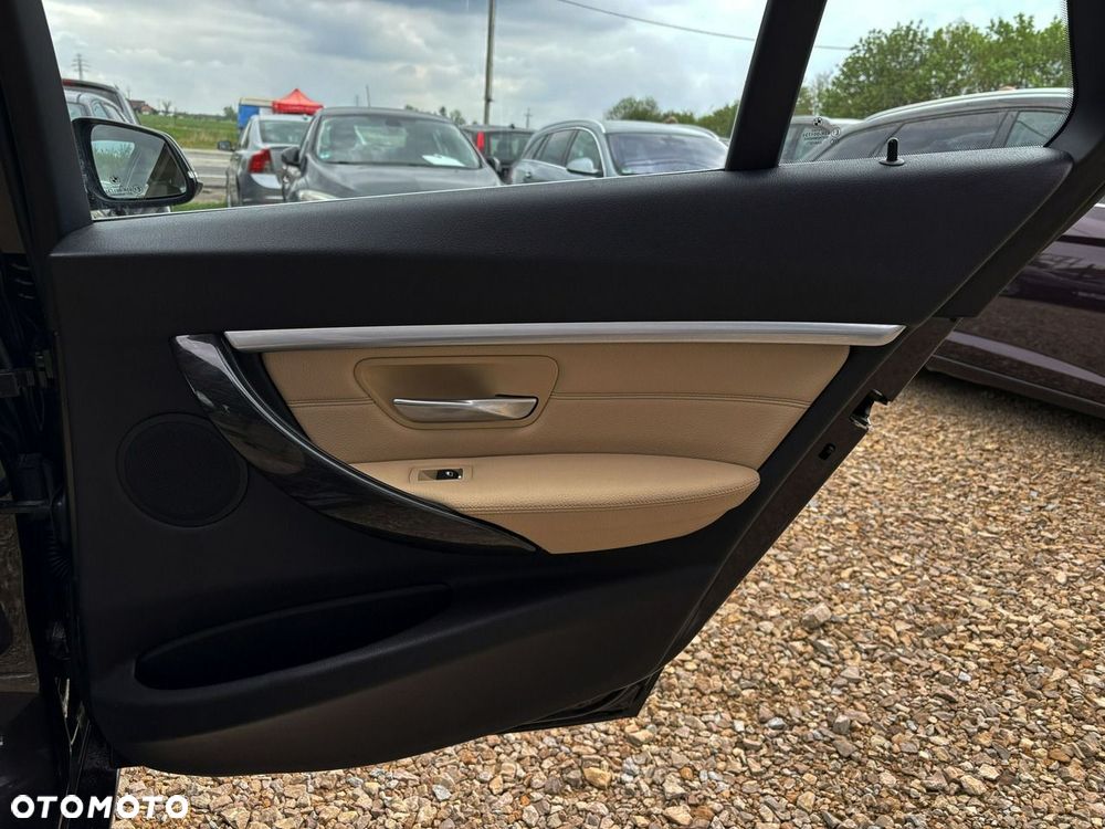 BMW Seria 3 - 24