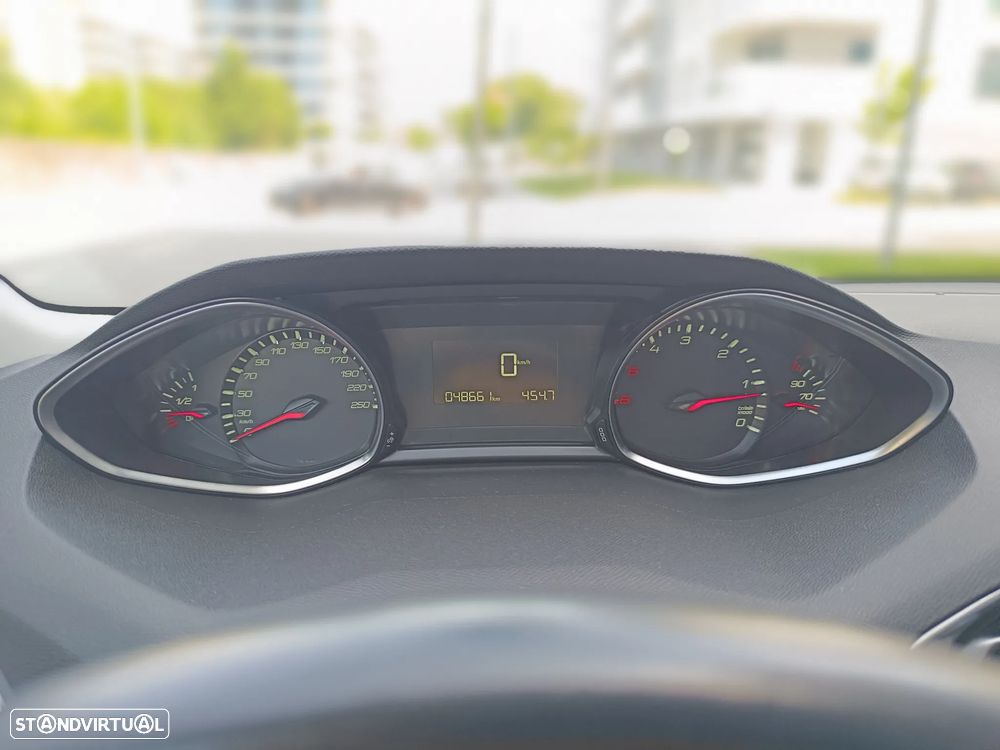 Peugeot 308 1.6 BlueHDi Style - 19
