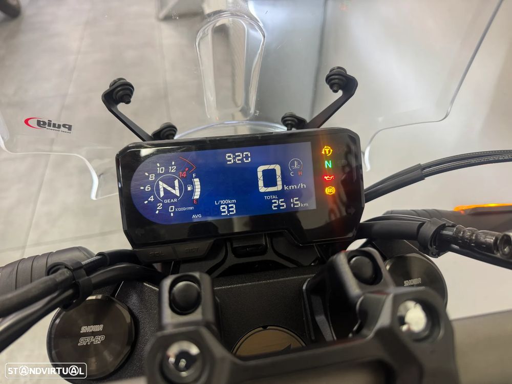 Honda CB 650 R - 7