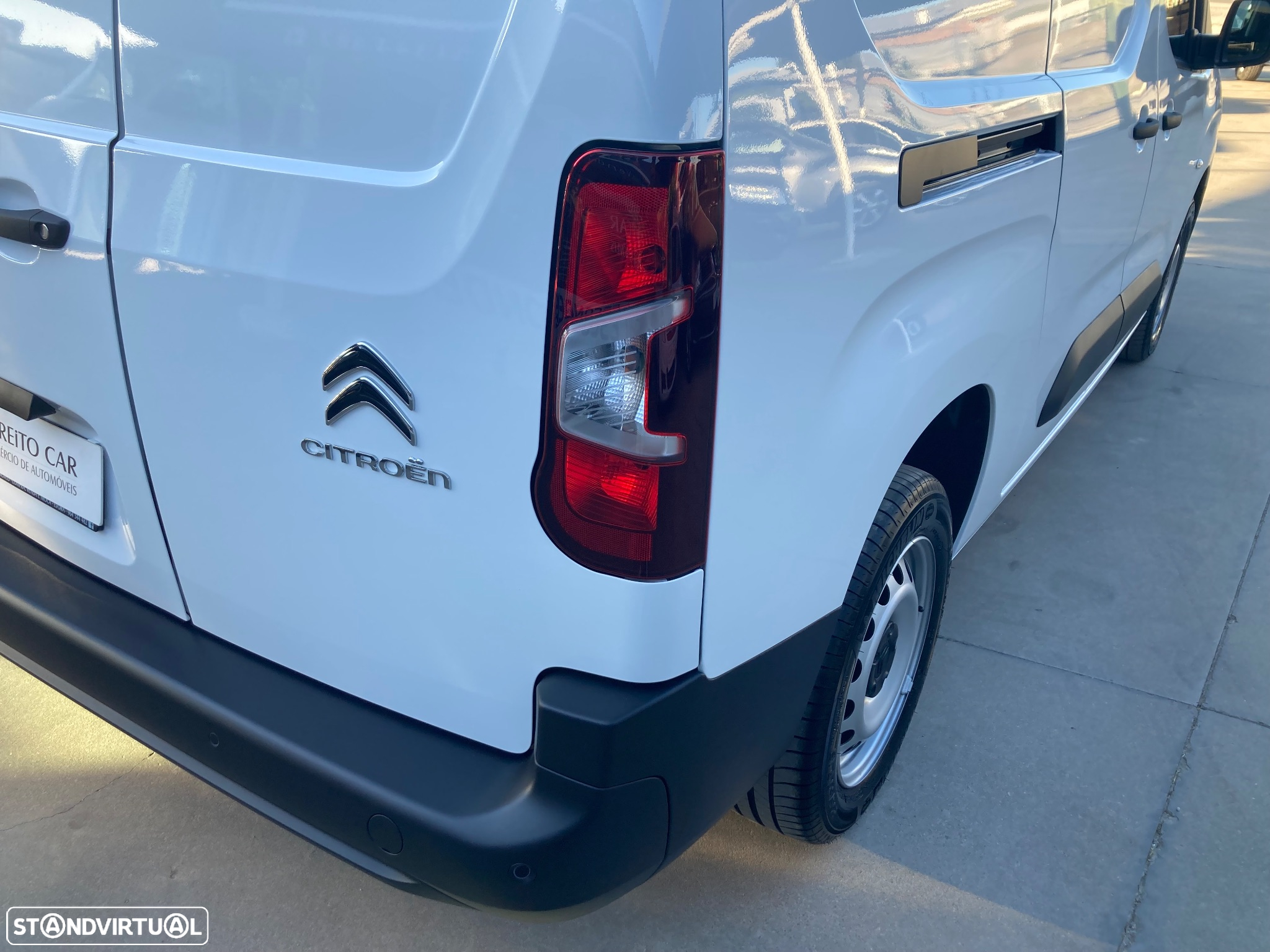 Citroën Berlingo longa L2H1 1.5 BlueHdi 102 Cv Van 3 Lug - 13