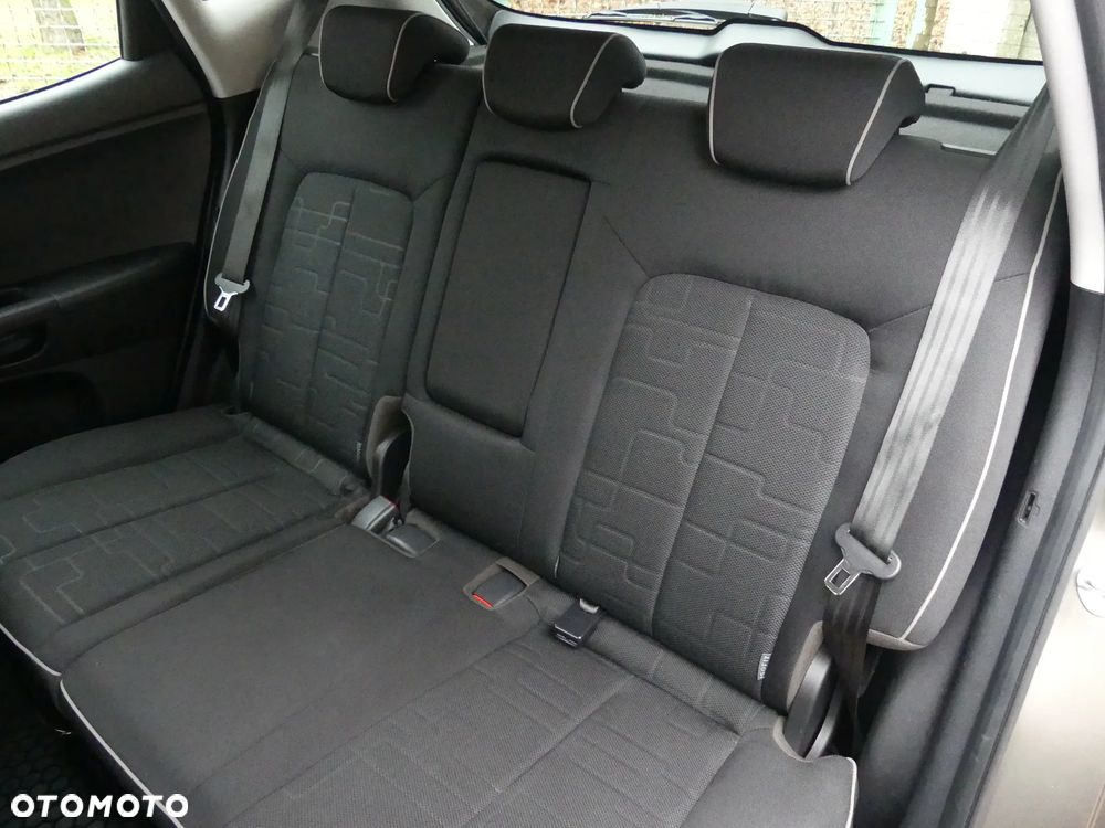 Kia Venga 1.4 CVVT Fifa World Cup Edition - 11