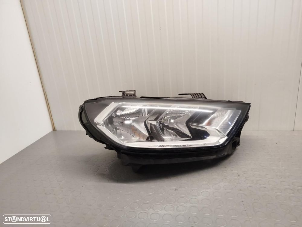 FAROL DIREITO AUDI A1 SPORTBACK GBA - 1