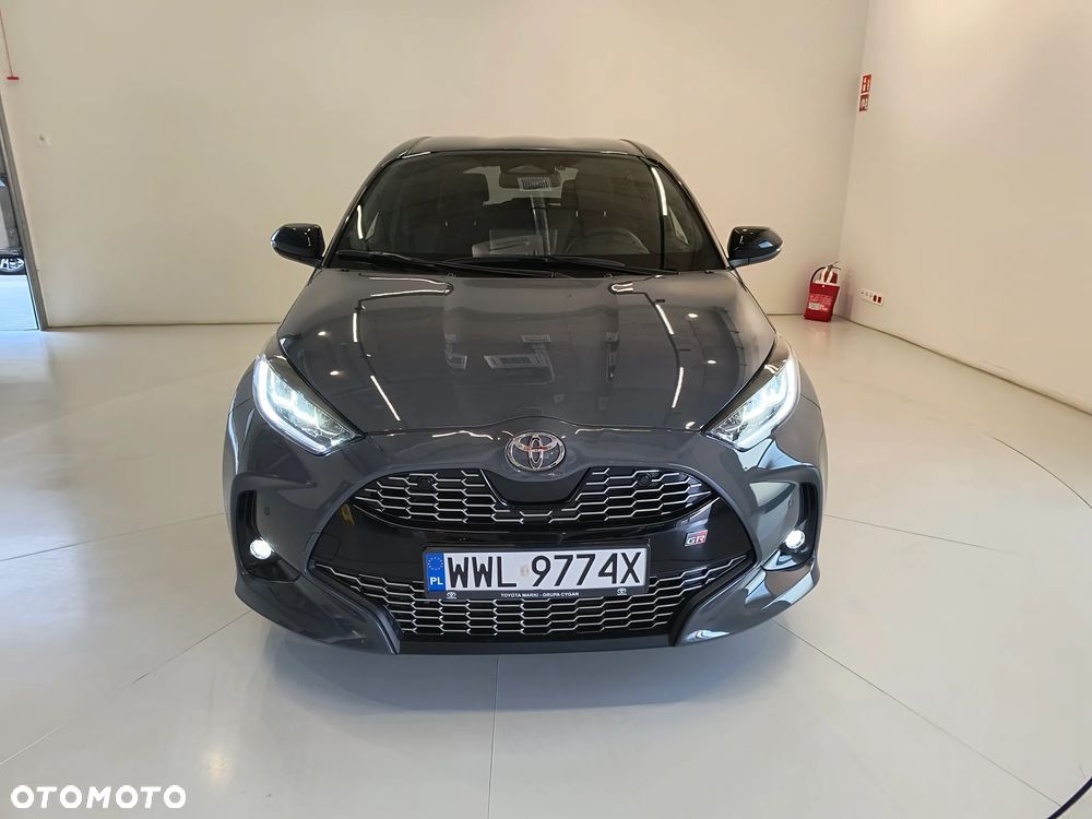 Toyota Yaris Hybrid 1.5 GR Sport - 3