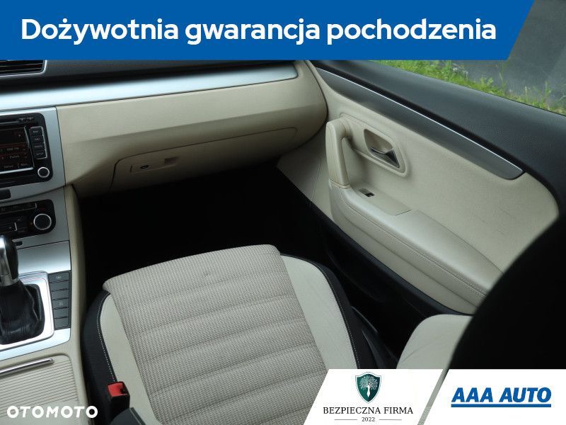 Volkswagen Passat CC - 10