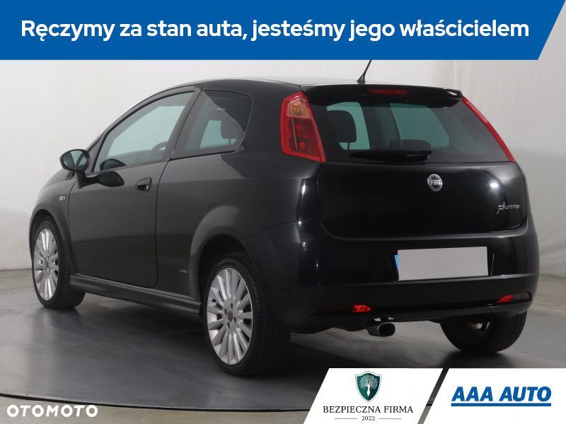 Fiat Grande Punto - 6