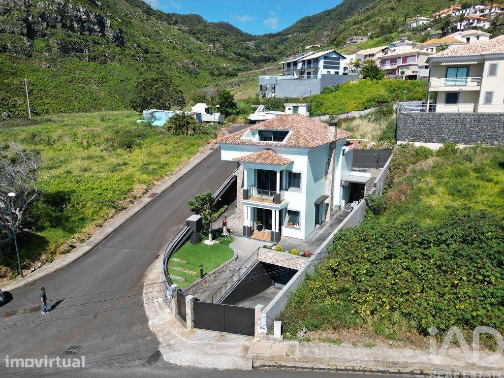 Casa / Villa T3 em Caniçal de 181,00 m2 - Grande imagem: 2/30