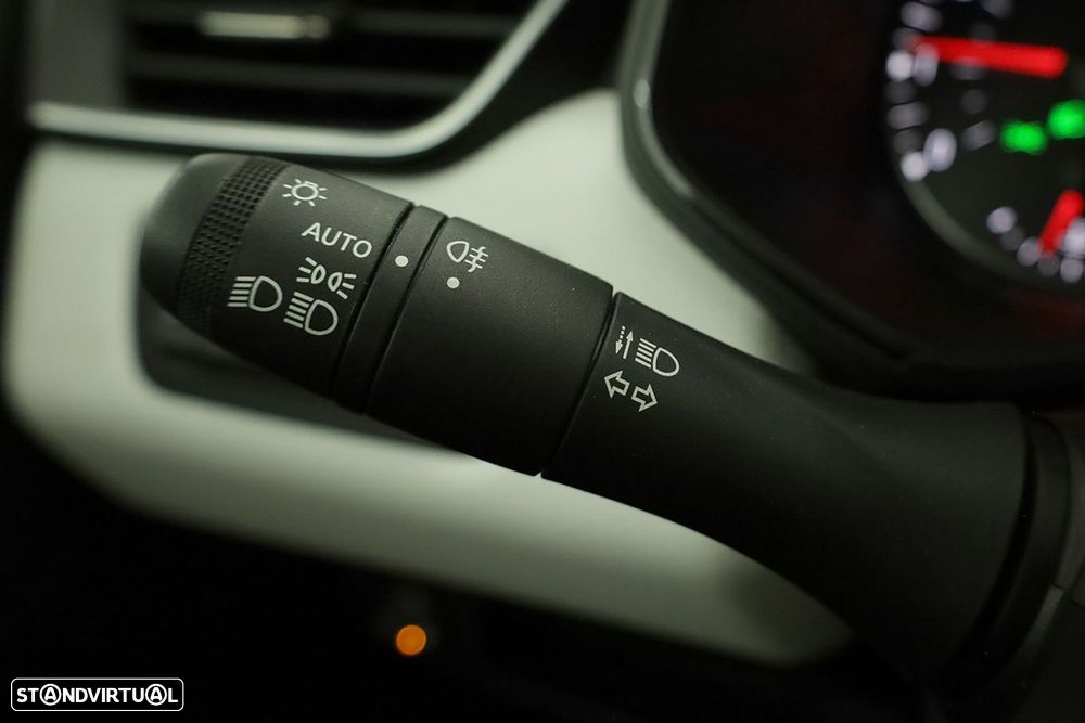Renault Clio 1.0 TCe Evolution Bi-Fuel - 17