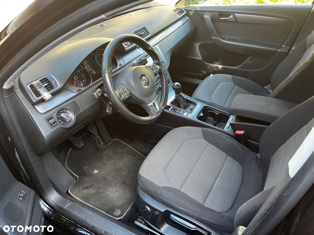 Volkswagen Passat 1.4 TSI BMT Comfortline - 6