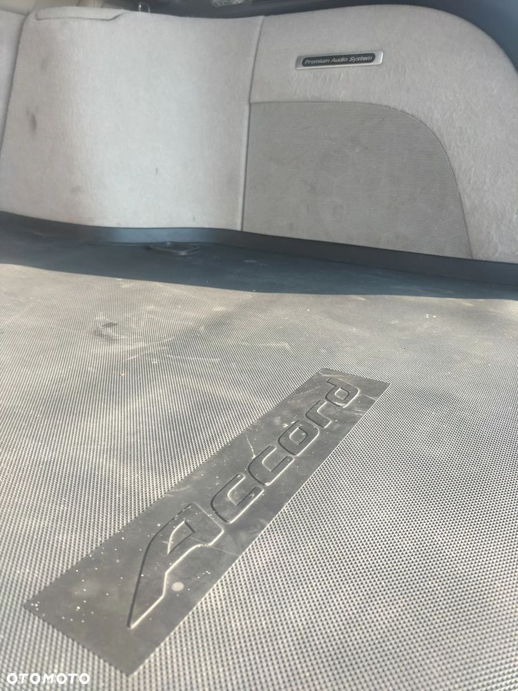 Honda Accord 2.2d Type S - 11