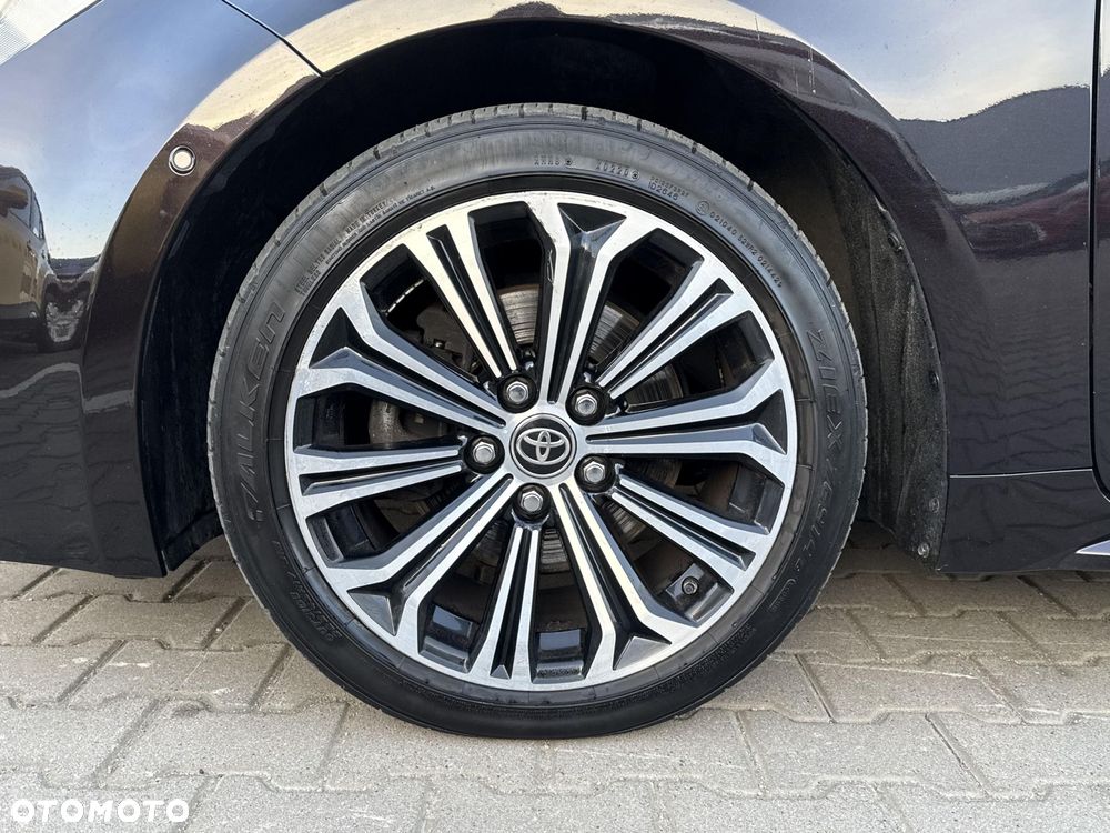 Toyota Corolla 2.0 Hybrid Comfort - 17