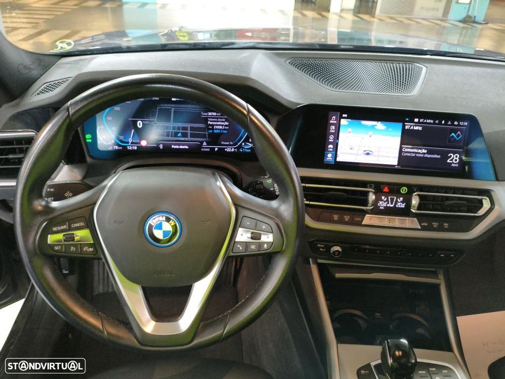 BMW 320 e Pack Essence Auto - 7