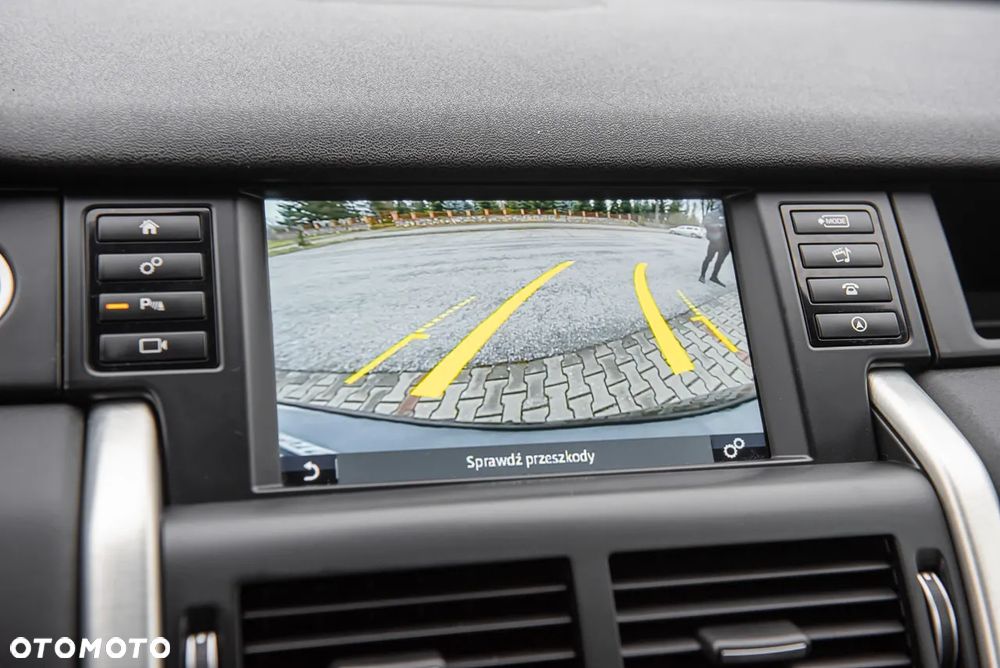 Land Rover Discovery Sport - 23