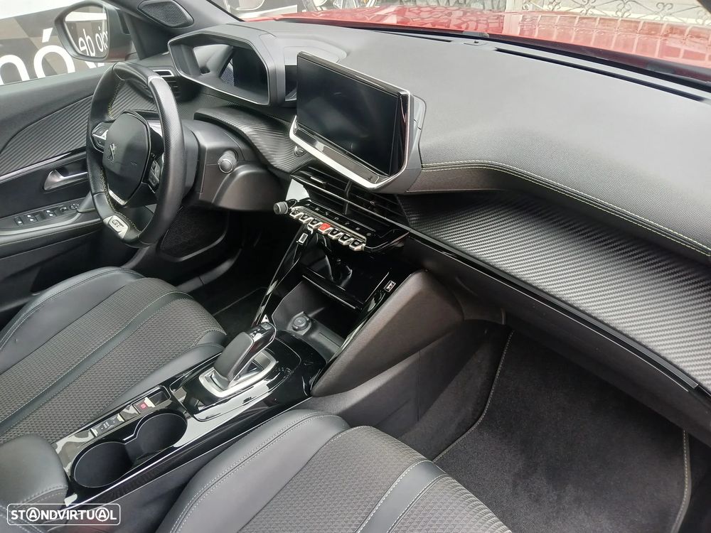 Peugeot e-2008 GT - 14