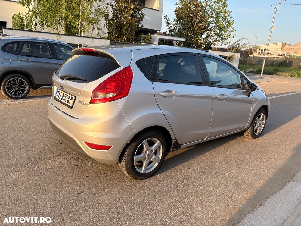 Ford Fiesta 1.6 TDCI Trend - 13