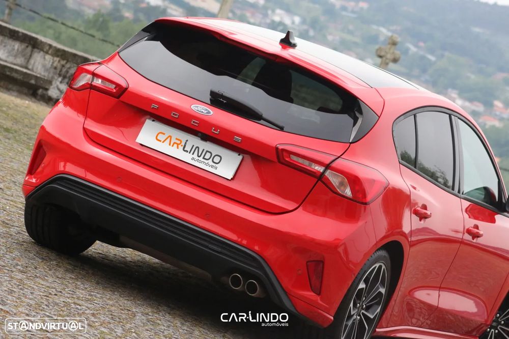 Ford Focus 1.5 TDCi ST-Line - 11