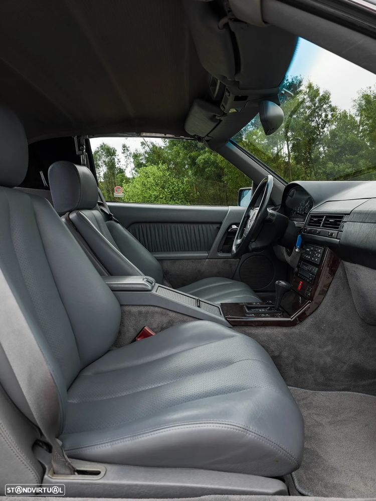Mercedes-Benz SL 320 Standard - 36
