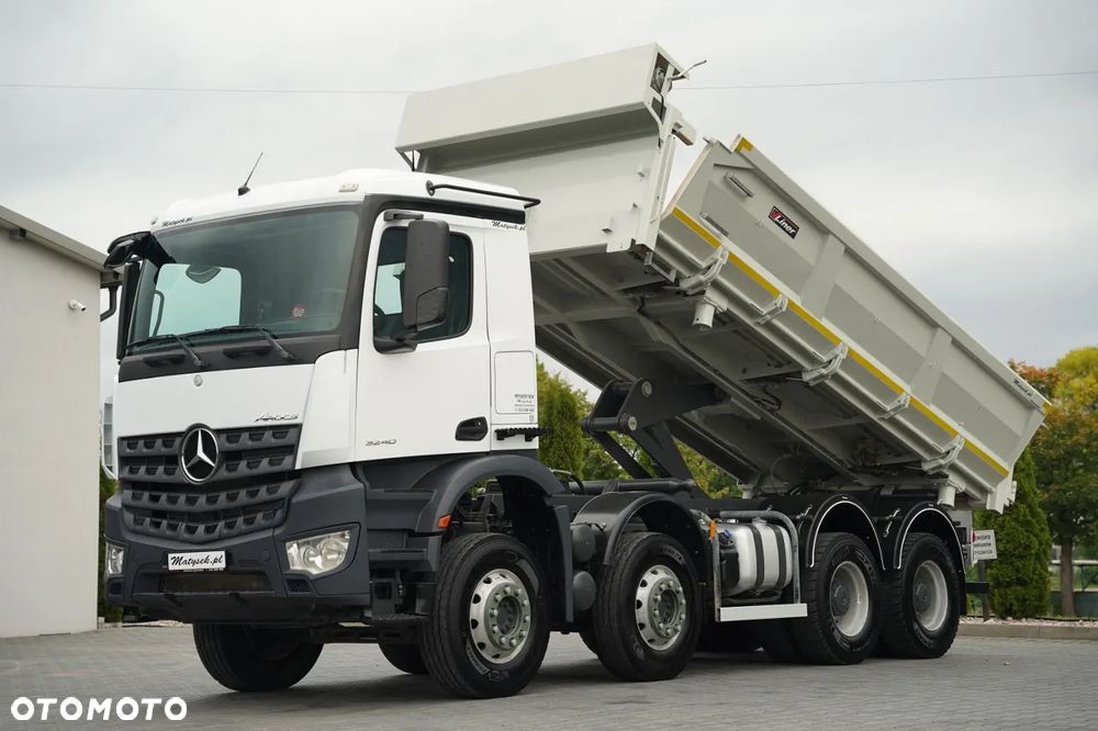 Mercedes-Benz Arocs