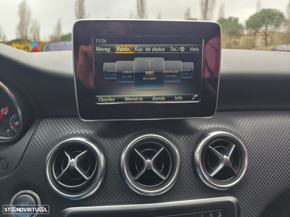 Mercedes-Benz A 180 CDI (BlueEFFICIENCY) Urban - 13