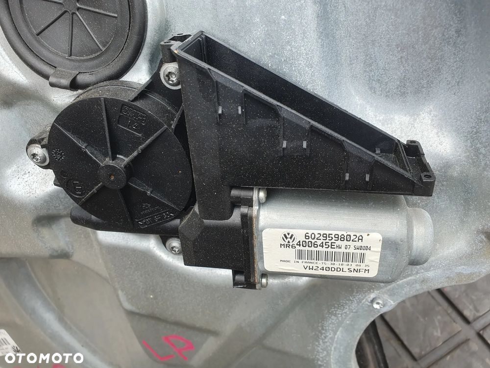 PODNOŚNIK SZYBY LEWY PRZÓD EU 6Q4837401H VW POLO 4 IV 9N 5D HB 01-05 - 4