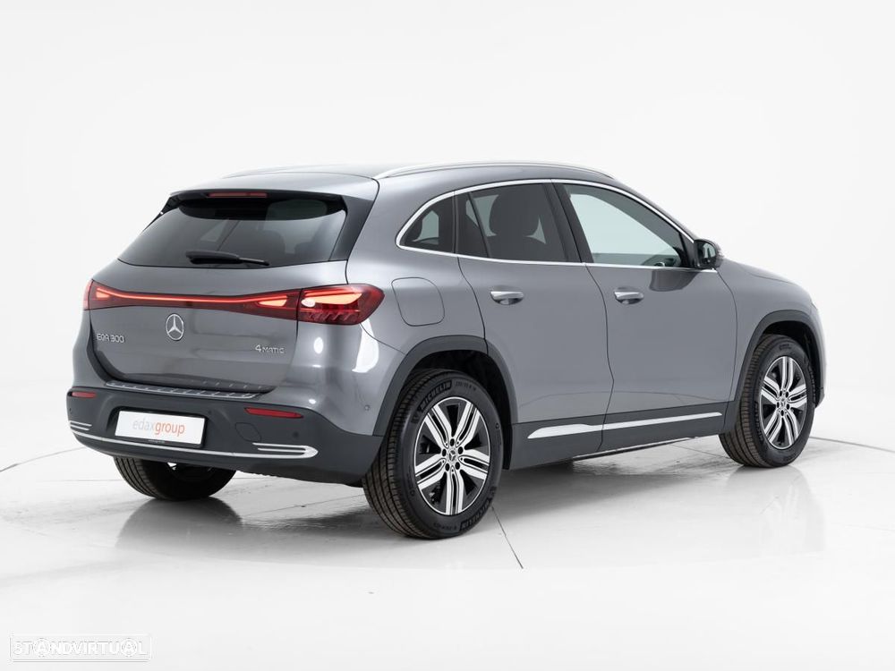 Mercedes-Benz EQA 300 4Matic Progressive - 4