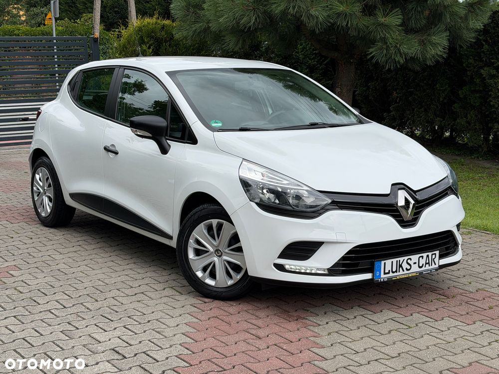 Renault Clio 1.2 16V 75 Limited - 10