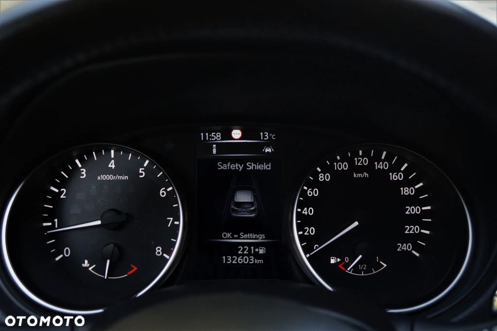 Nissan Qashqai - 38
