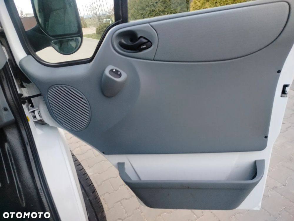 Ford Transit - 20