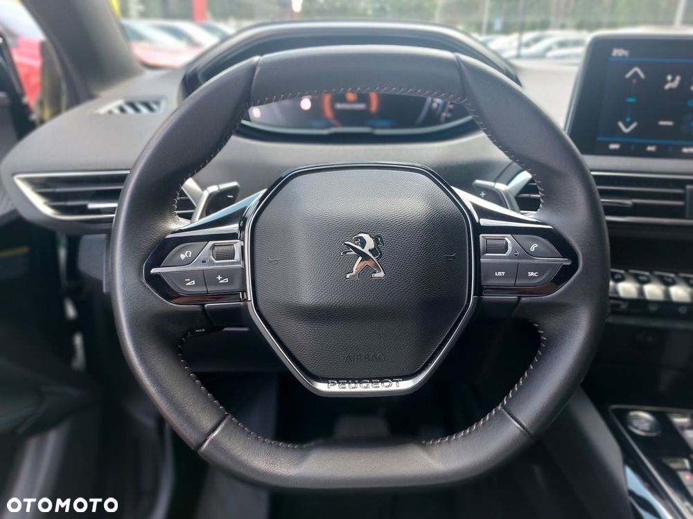 Peugeot 2008 1.2 PureTech Allure Pack S&S EAT8 - 16