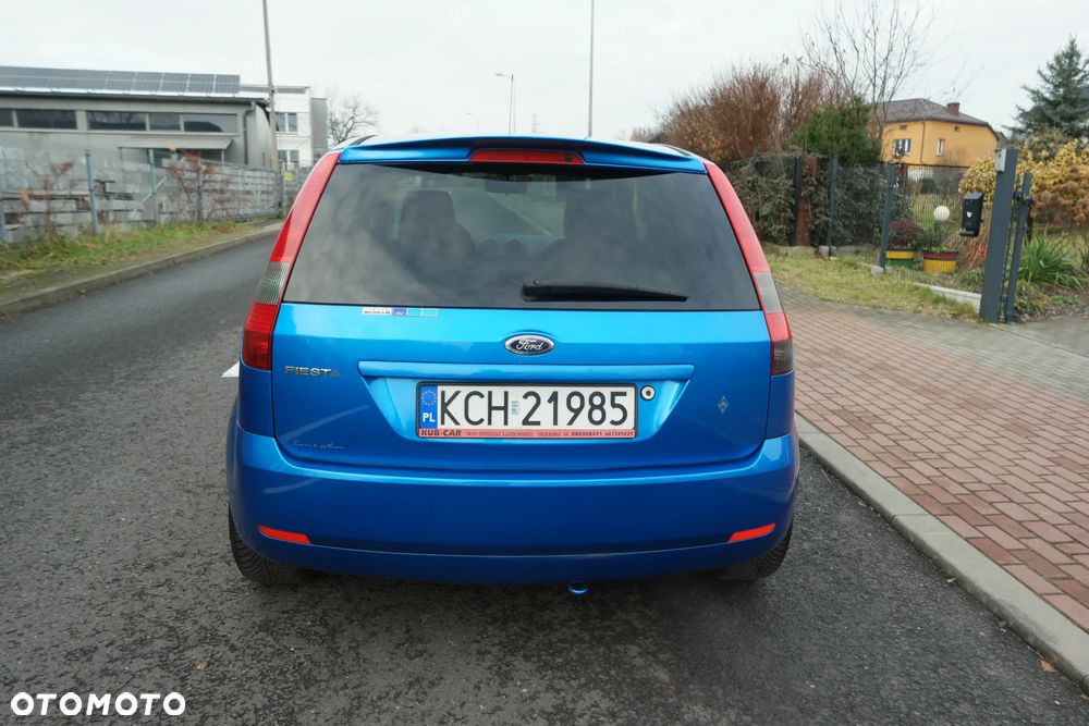 Ford Fiesta 1.4 Ambiente - 8