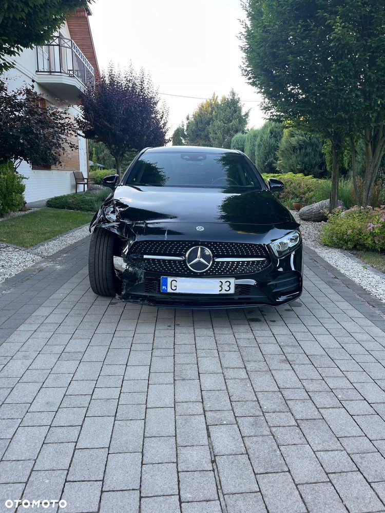 Mercedes-Benz Klasa A 220 4-Matic AMG Line 7G-DCT - 2