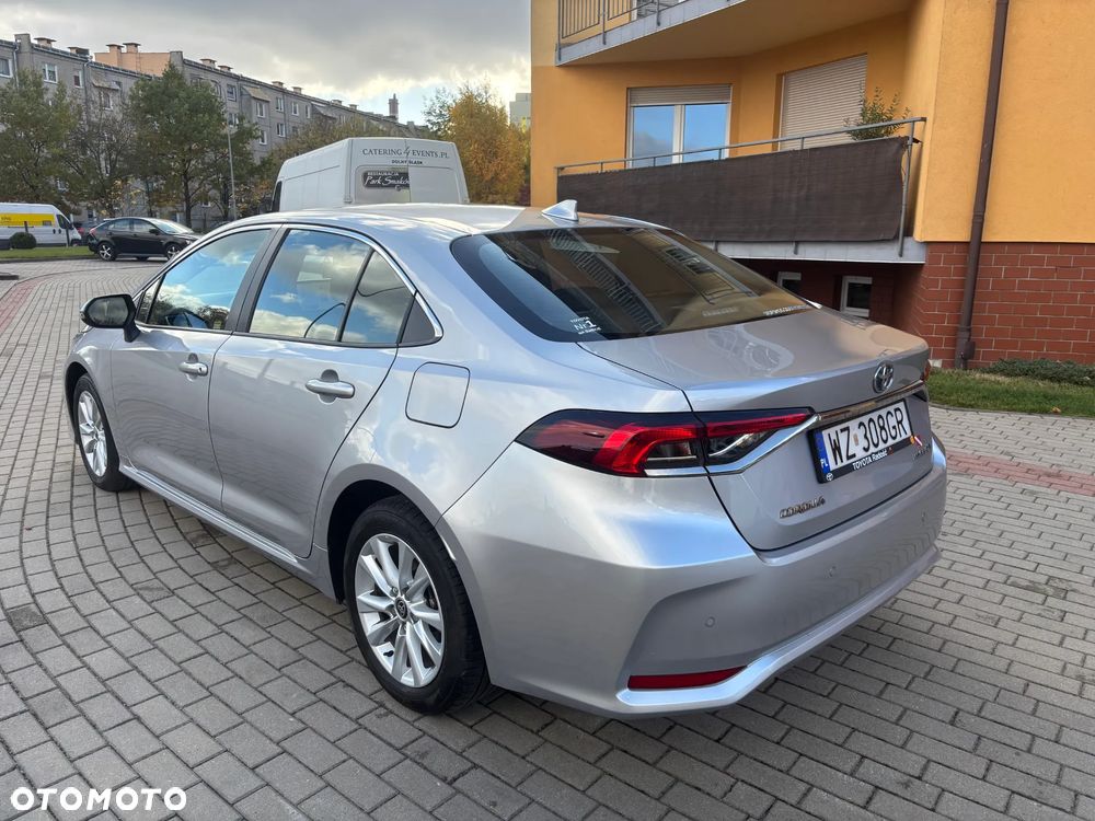 Toyota Corolla - 12