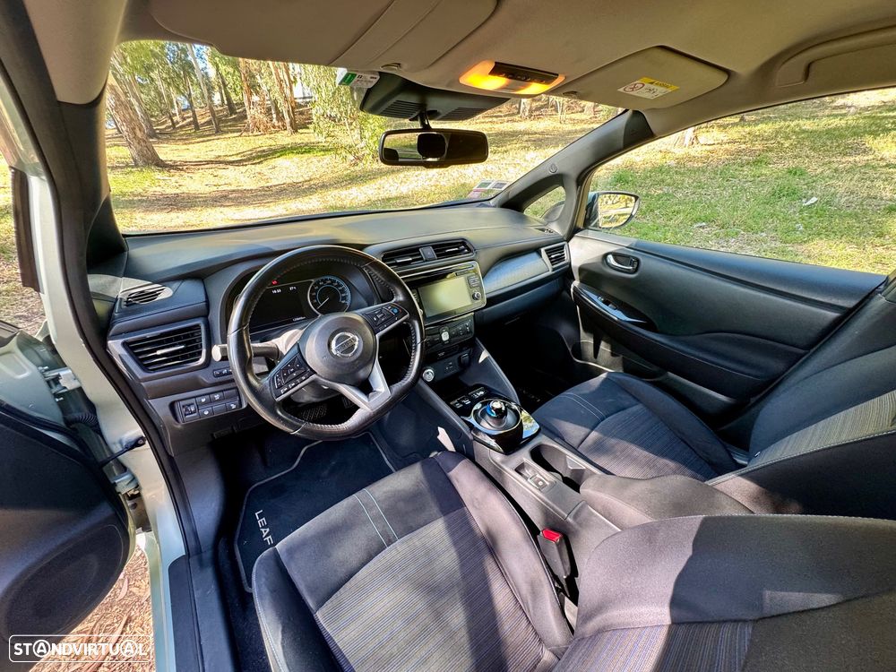 Nissan Leaf N-Connecta Two Tone - 7